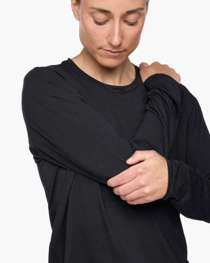 Camiseta HOKA Essential LS