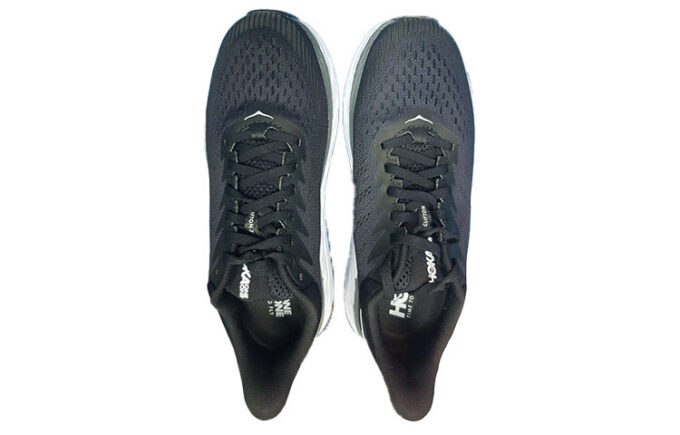 Clifton 7 Low ‘Blanco y Negro’