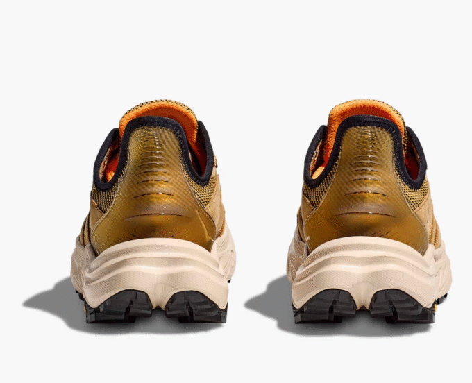 HOKA Capa intermedia térmica HOKA ONE ONE Basecamp HOKA Capa intermedia térmica HOKA ONE ONE Basecamp