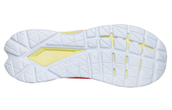 HOKA Mach 4 ‘Coral Intenso’