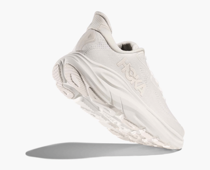 HOKA ONE ONE Challenger 8