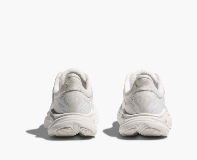 HOKA ONE ONE Crescendo XC HOKA ONE ONE Crescendo XC