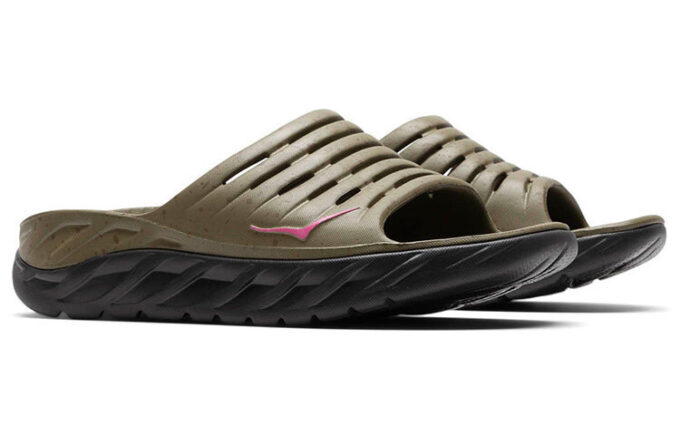 Sandalias HOKA x Bodega Ora Recovery ‘Martini Olive Jet Black’