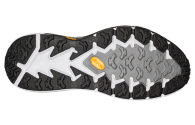 Speedgoat 4 ‘Blanco y Negro’