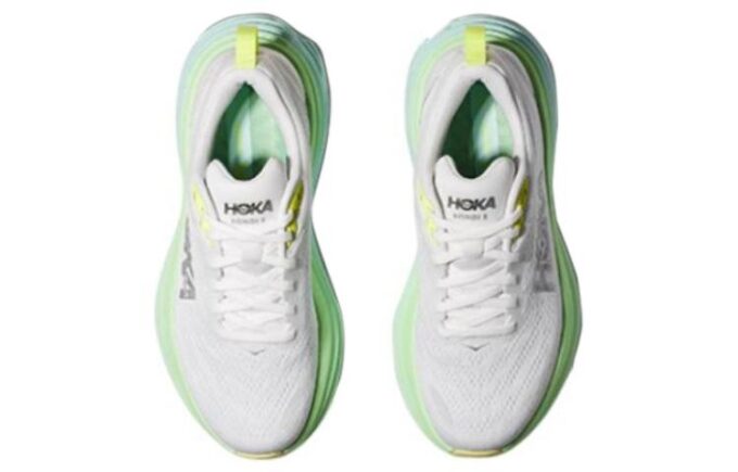 (WMNS) Bondi 8 ‘Blanc De Blanc Océano iluminado por el sol’