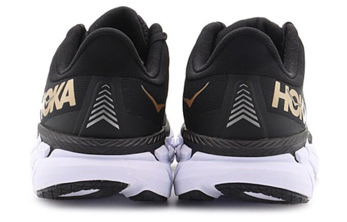 (WMNS) Clifton 7 ‘Oro Negro’ (WMNS) Clifton 7 ‘Oro Negro’