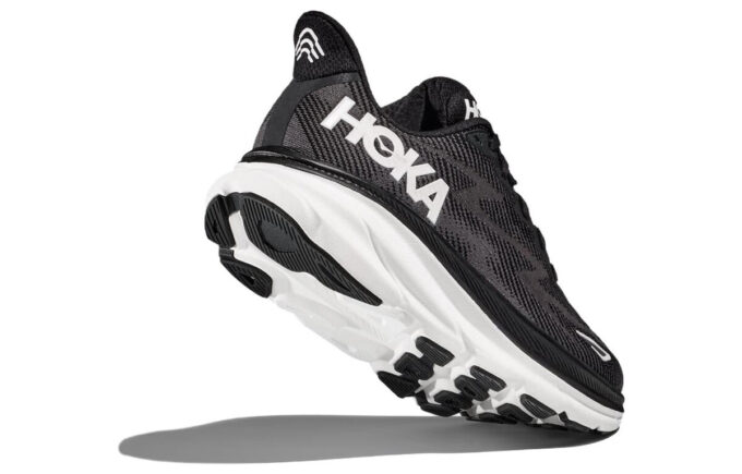 (WMNS) Clifton 9 Ancho ‘Blanco y Negro’