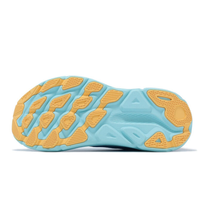 (WMNS) Clifton 9 ‘Día de natación sin nubes’